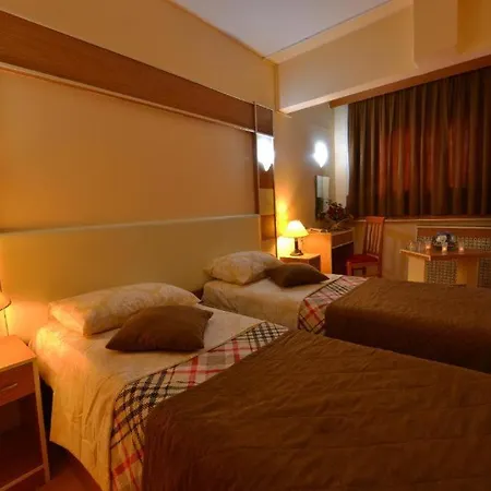 Aparthotel Florya 2*