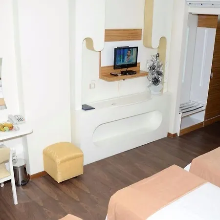 Aparthotel Florya 2*