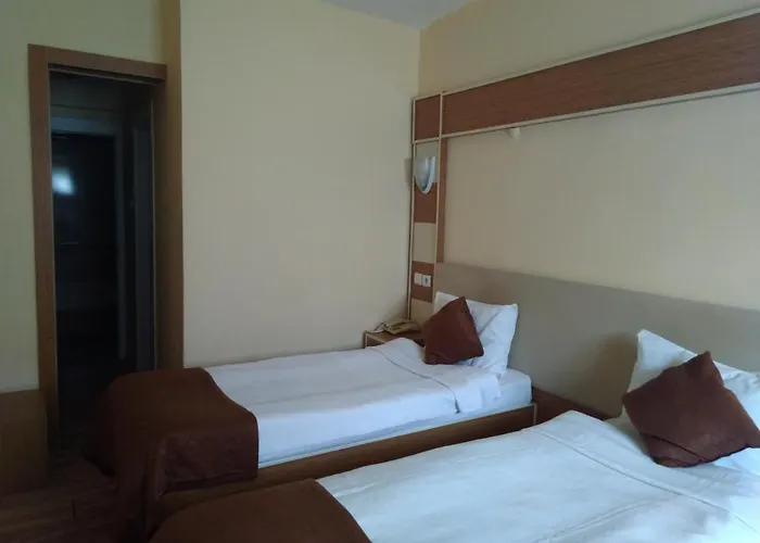 Aparthotel Florya 2*
