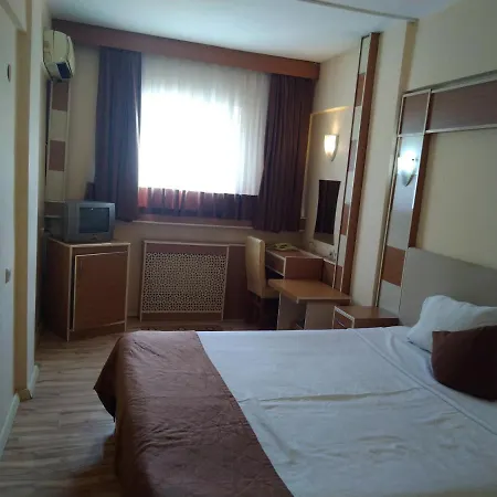 Aparthotel Florya 2*