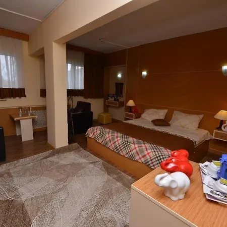 Florya Aparthotel 2*