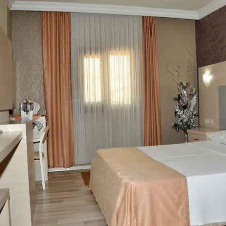 Florya Aparthotel 2*